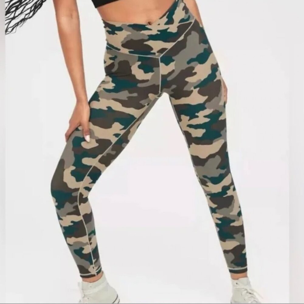 Aerie Camo Leggings - Green and Brown